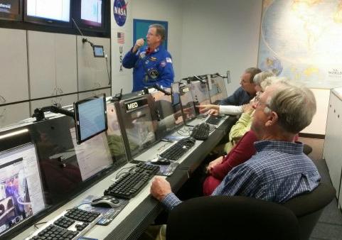 State Museum Volunteers at the Challenger Center